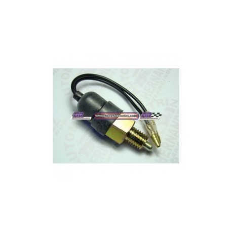 SWITCH REVERSA  NISSAN D 21...